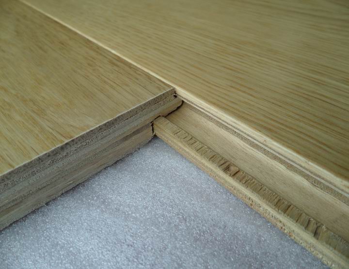 click lock engineered flooring