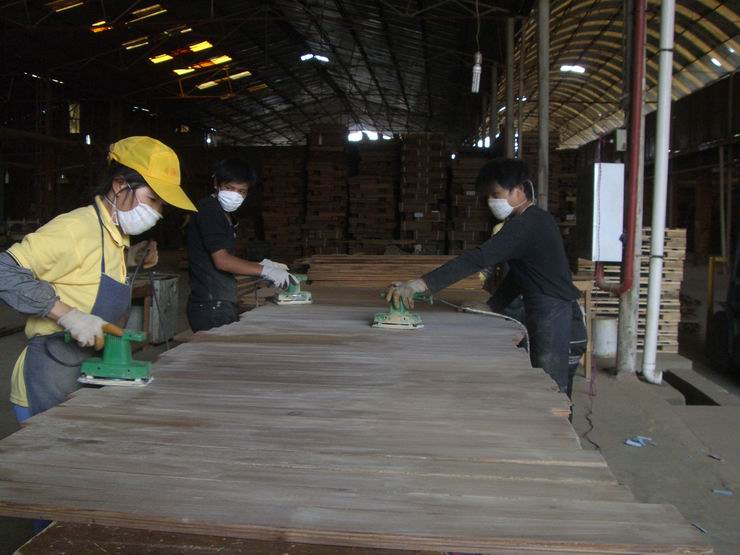 teak wood sanding