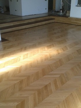 white grained oak fishbone flooring